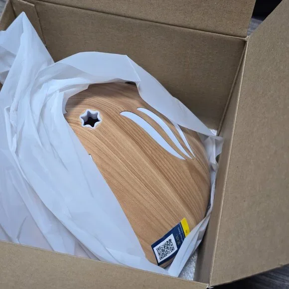 Essential Oil Scent Diffuser: 500ML Aroma Mist Humidifier with Remote Control - Picture 2 of 4